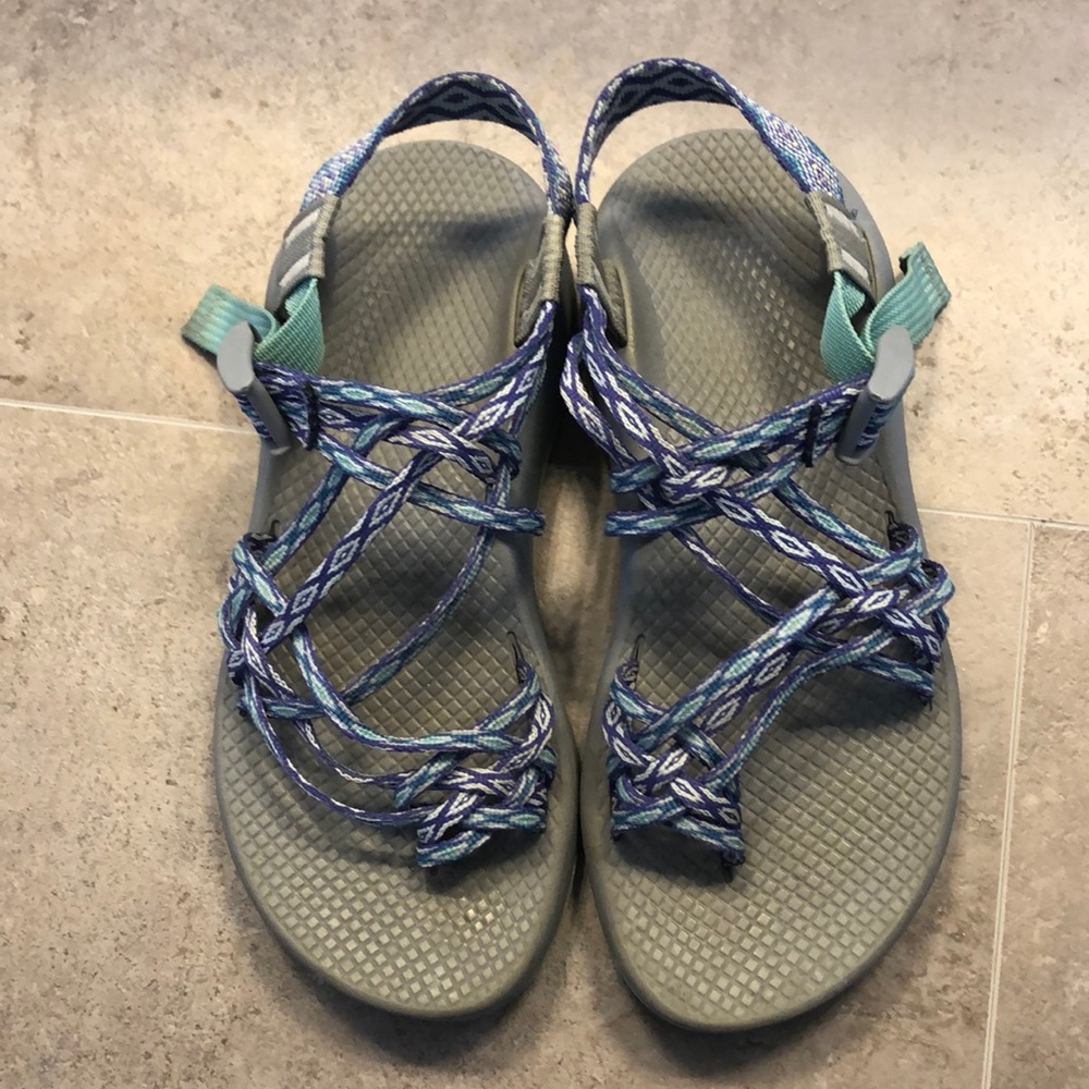 🪴HP🪴 Women’s Chacos Size 8